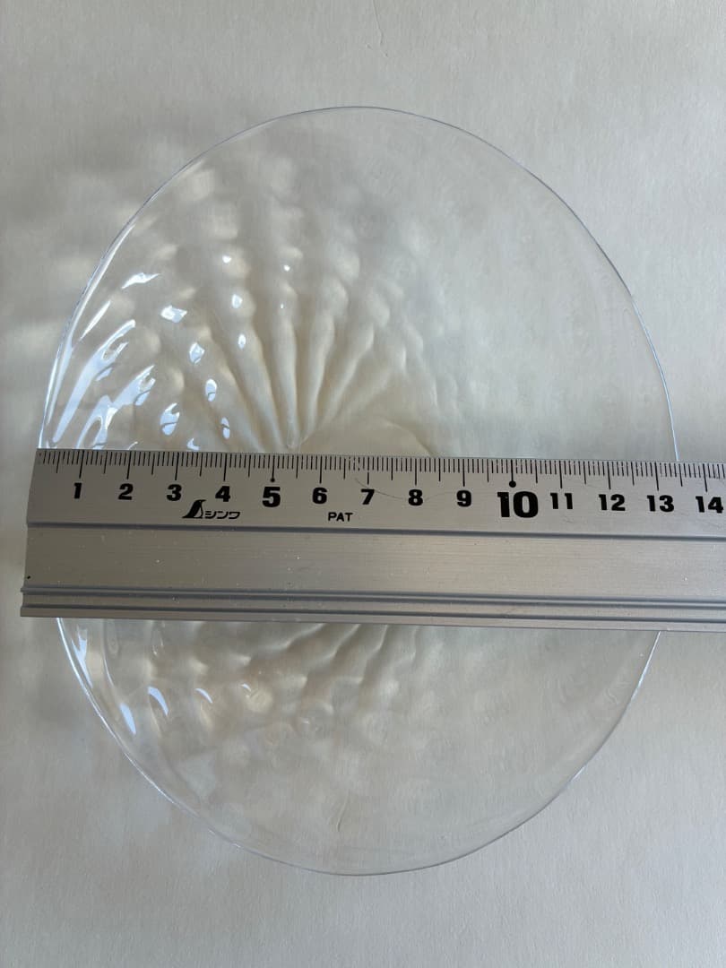 ガラス作家・河上智美 いちご楕円皿 16.5×13.5cm 2枚