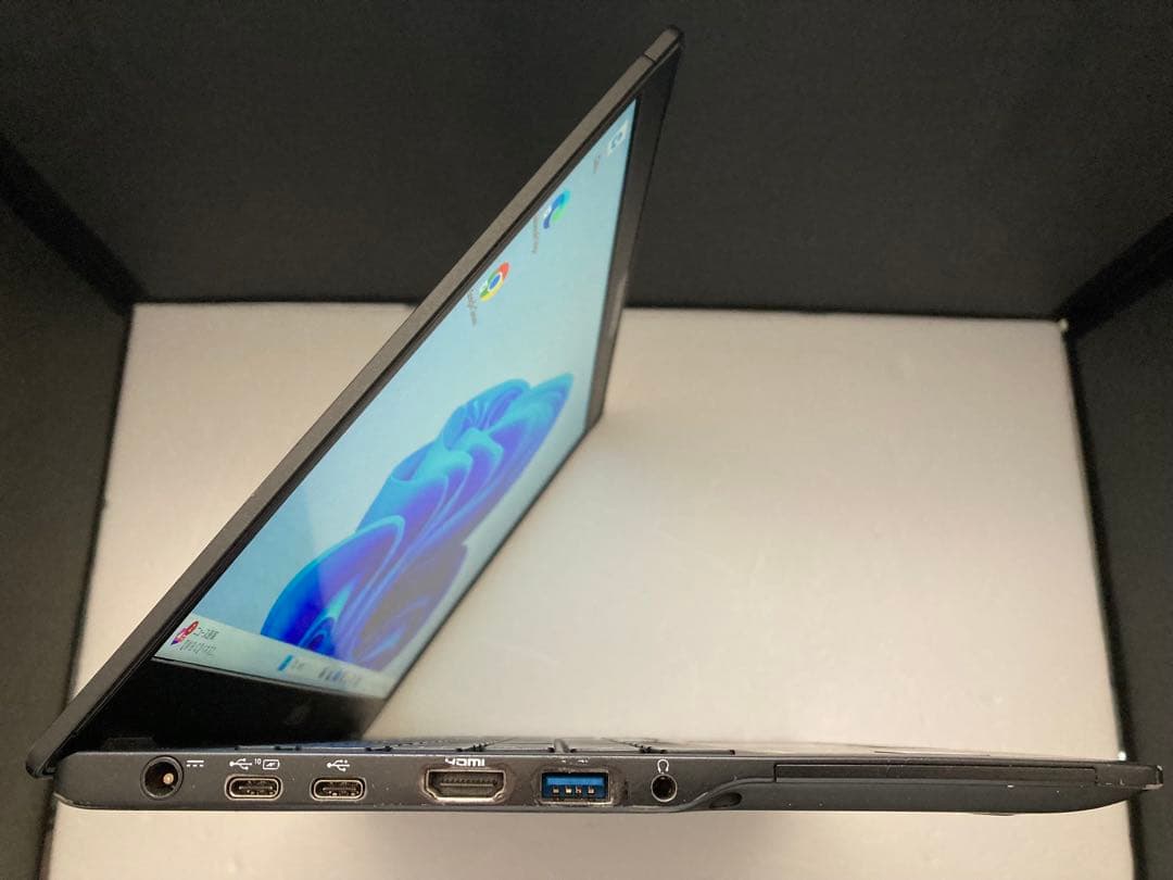 富士通LIFEBOOK U939/A i5-8365U 8GB/128GB