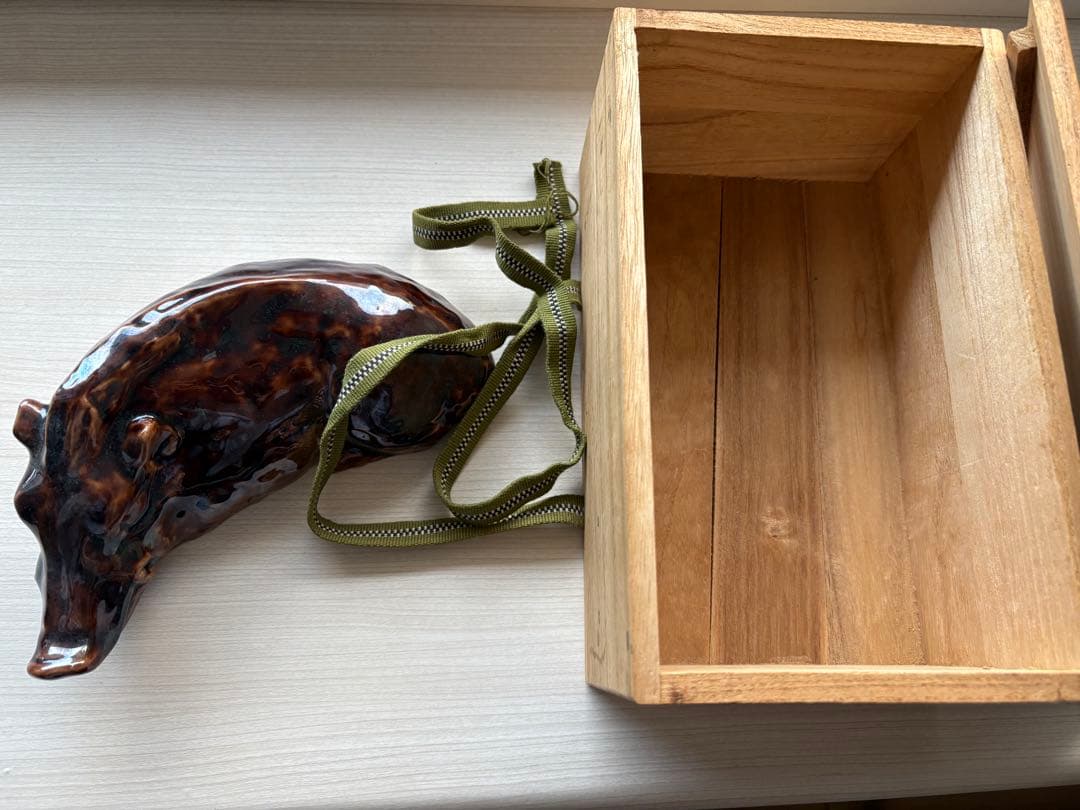 猪　いのしし　置き物　徳田八十吉