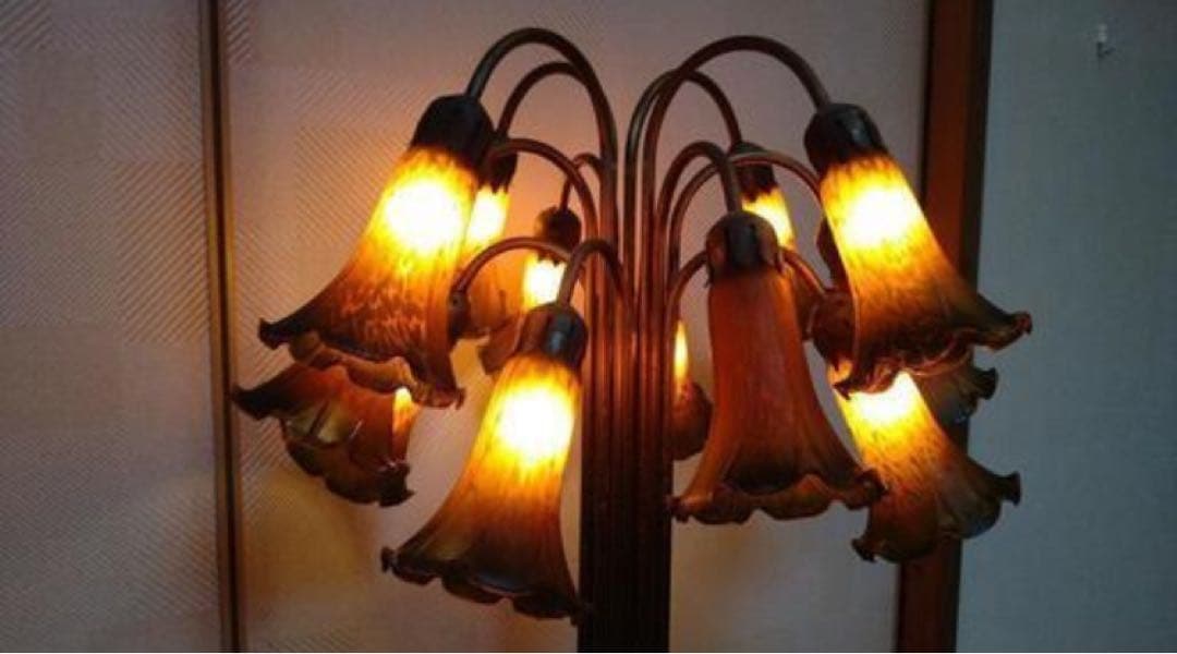 ヴィンテージ ティファニースタイル リリィランプ 12灯 アメリカ製 USED