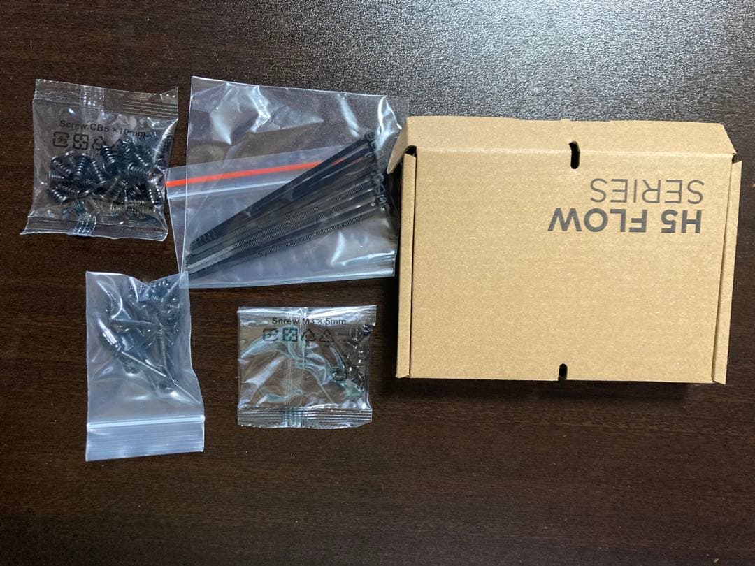 NZXT　H５　FLOW （２０２４）White 中古