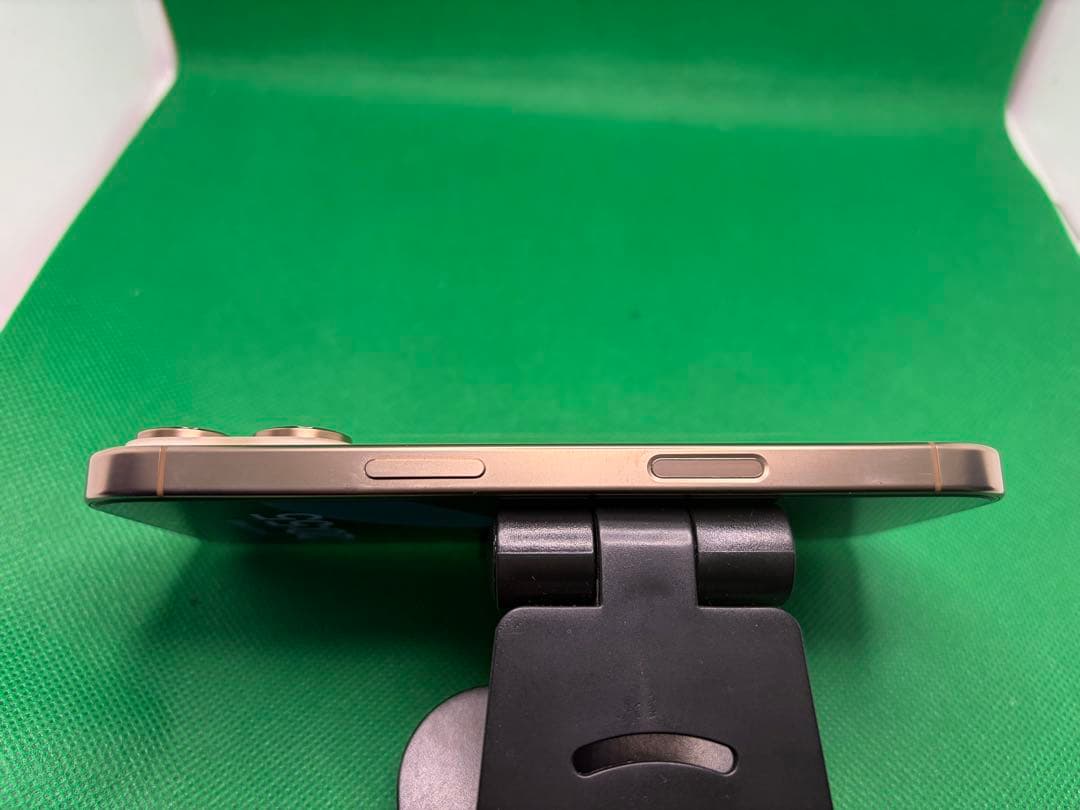 1669 IPHONE 16 PRO 256GB SIM フリー