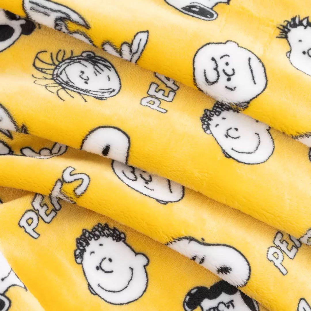 コストコブランケット　スヌーピーPeanuts大判ひざ掛け 152x177cm