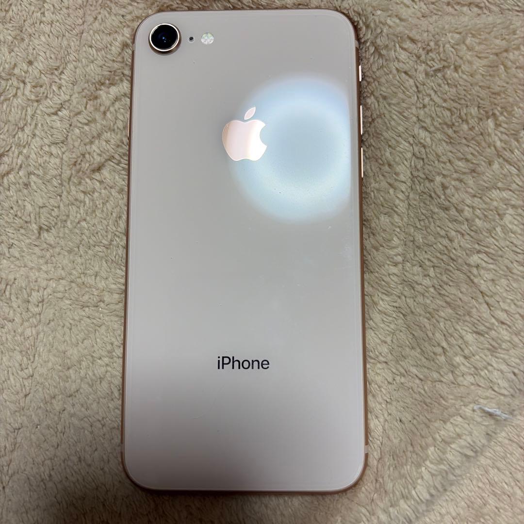 携帯電話本体 iPhone8 64g