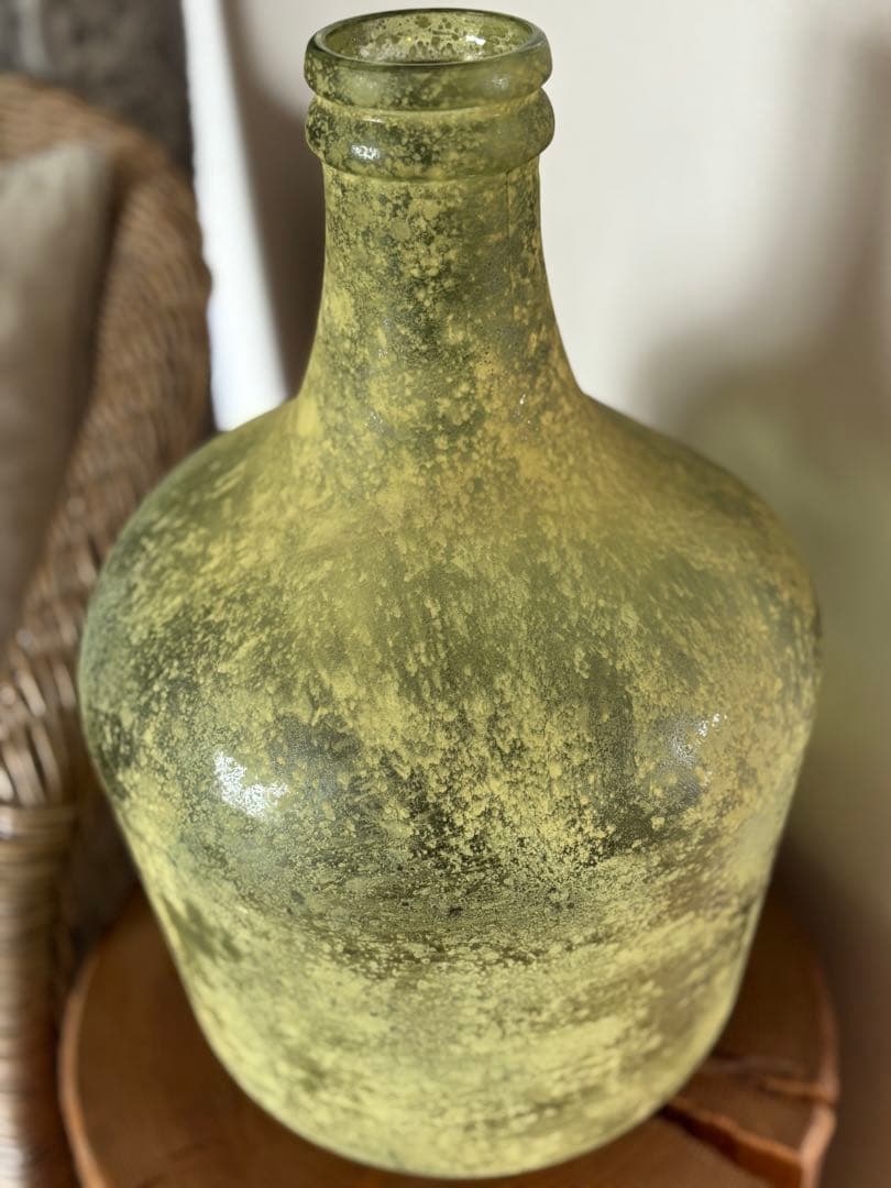 大きなヴィンテージガラス　デミジョンボトル　花瓶　オブジェ