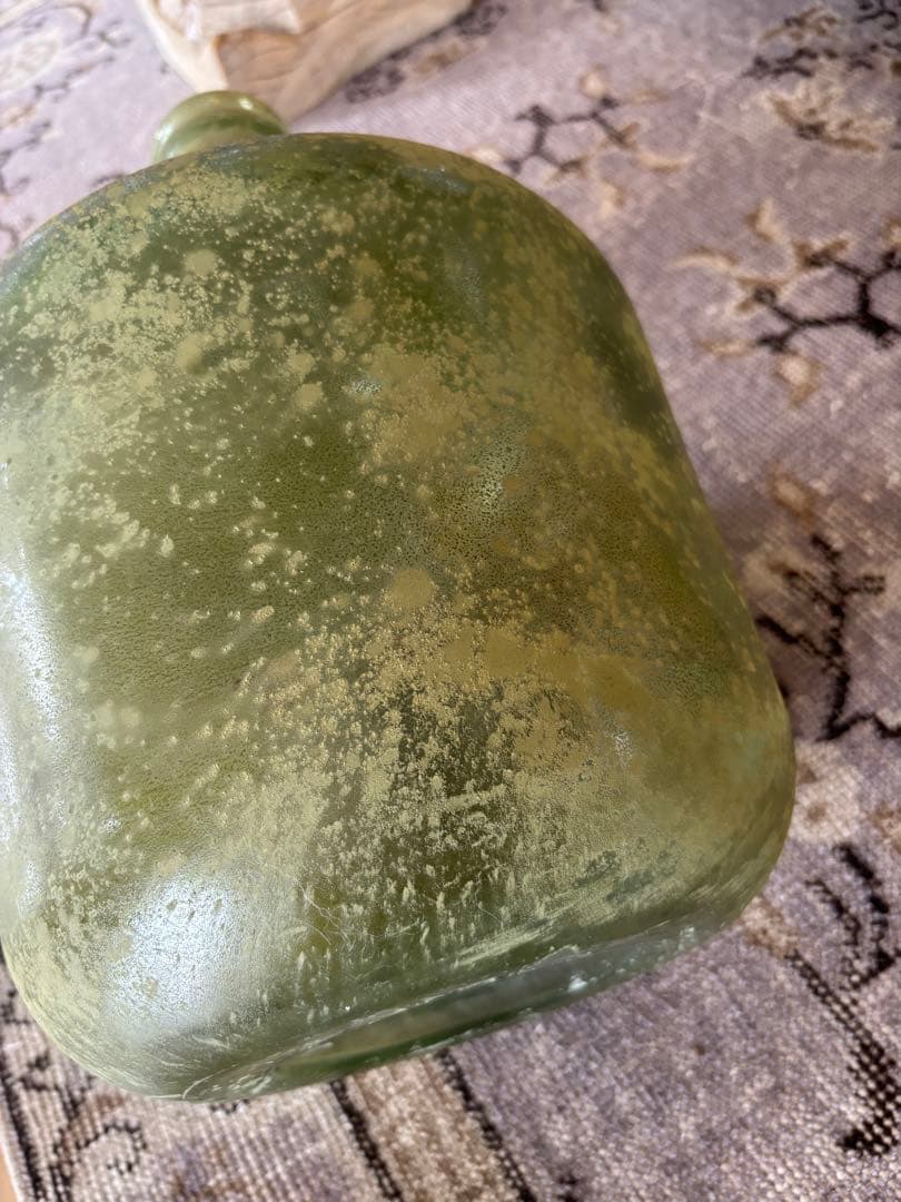 大きなヴィンテージガラス　デミジョンボトル　花瓶　オブジェ