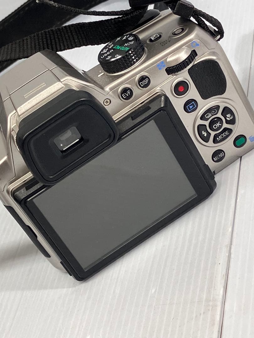 【PENTAX/ペンタックス】X-5 デジタル一眼 クラシックシルバー※通電確認