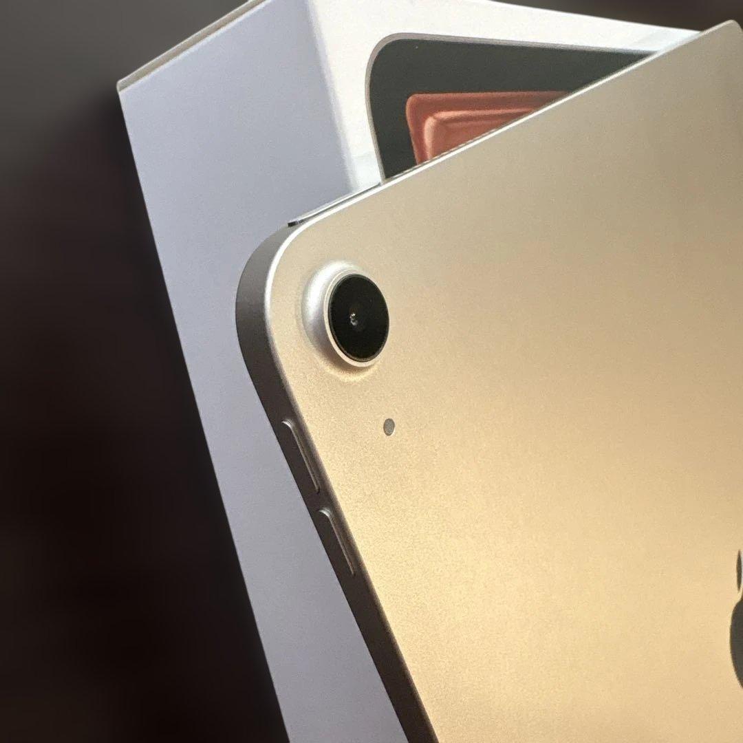 Apple iPad Air 13インチ Wi-Fi 128GB スターライト