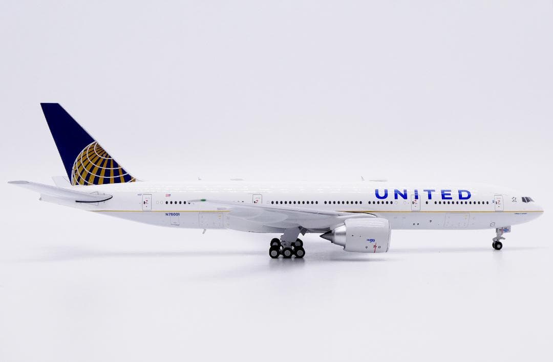 ユナイテッド航空 777-200ER N78001 1/400