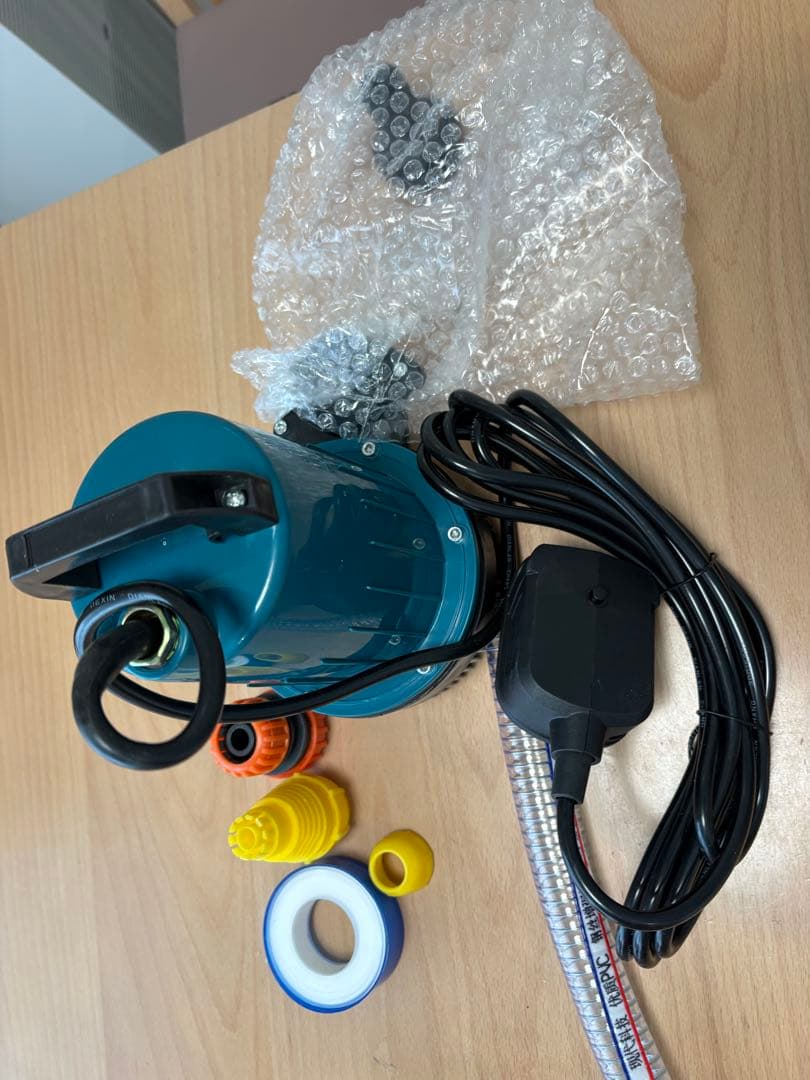 水中ポンプ バッテリー式 12m揚程 充電式 排水ポンプ マキタ18V互換