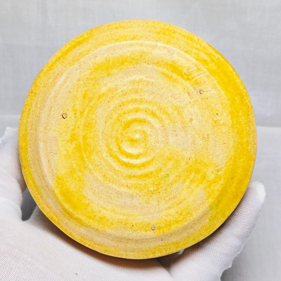 ​必見美品 中国古美術 古磁 遼三彩 赤峰窯 貼花紋 香合 粉盒 希少品