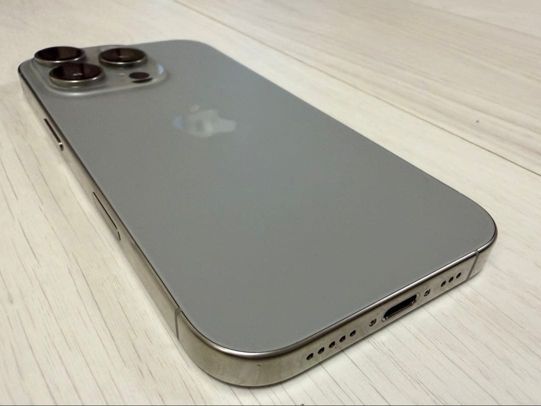 iPhone16pro 128GB バッテリー94% 修理歴なし SIMフリー
