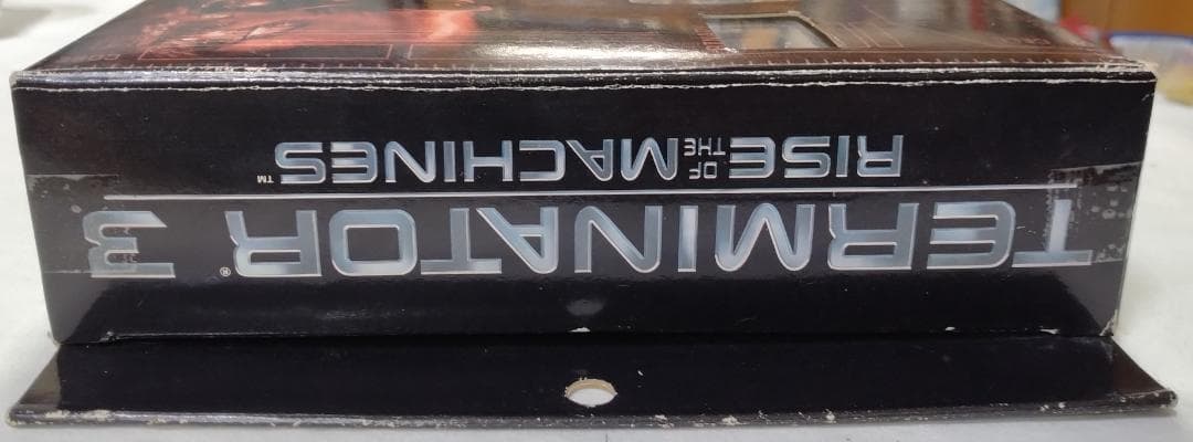 フィギュア T-850 ターミネーター3 バトルダメージ 1/12スケール