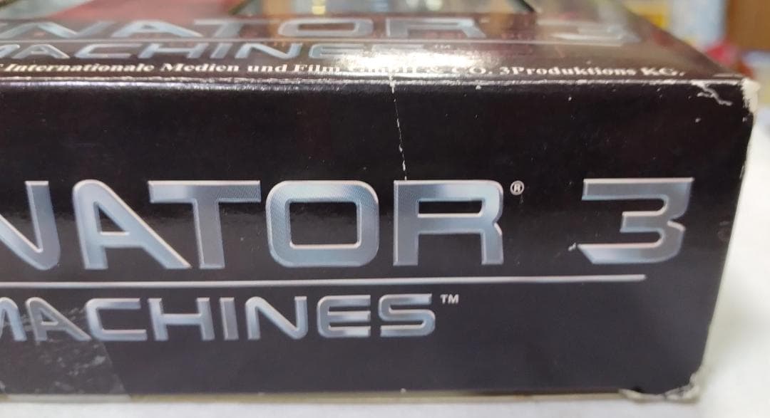 フィギュア T-850 ターミネーター3 バトルダメージ 1/12スケール