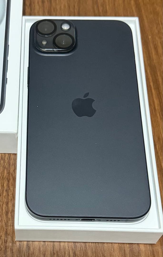 Apple iPhone 15 plus スペースブラック 本体