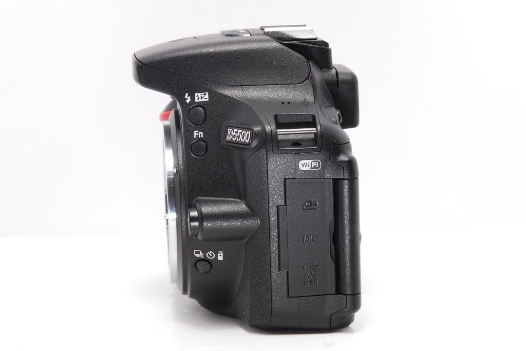 ✨ほぼ未使用品 Wi-Fi搭載✨Nikon D5500レンズセット
