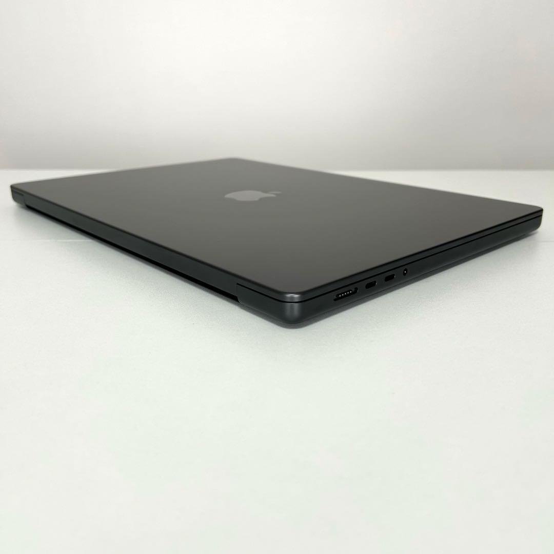 【ほぼ未使用、付属品多数】MacBook Pro 16インチ M4 Pro