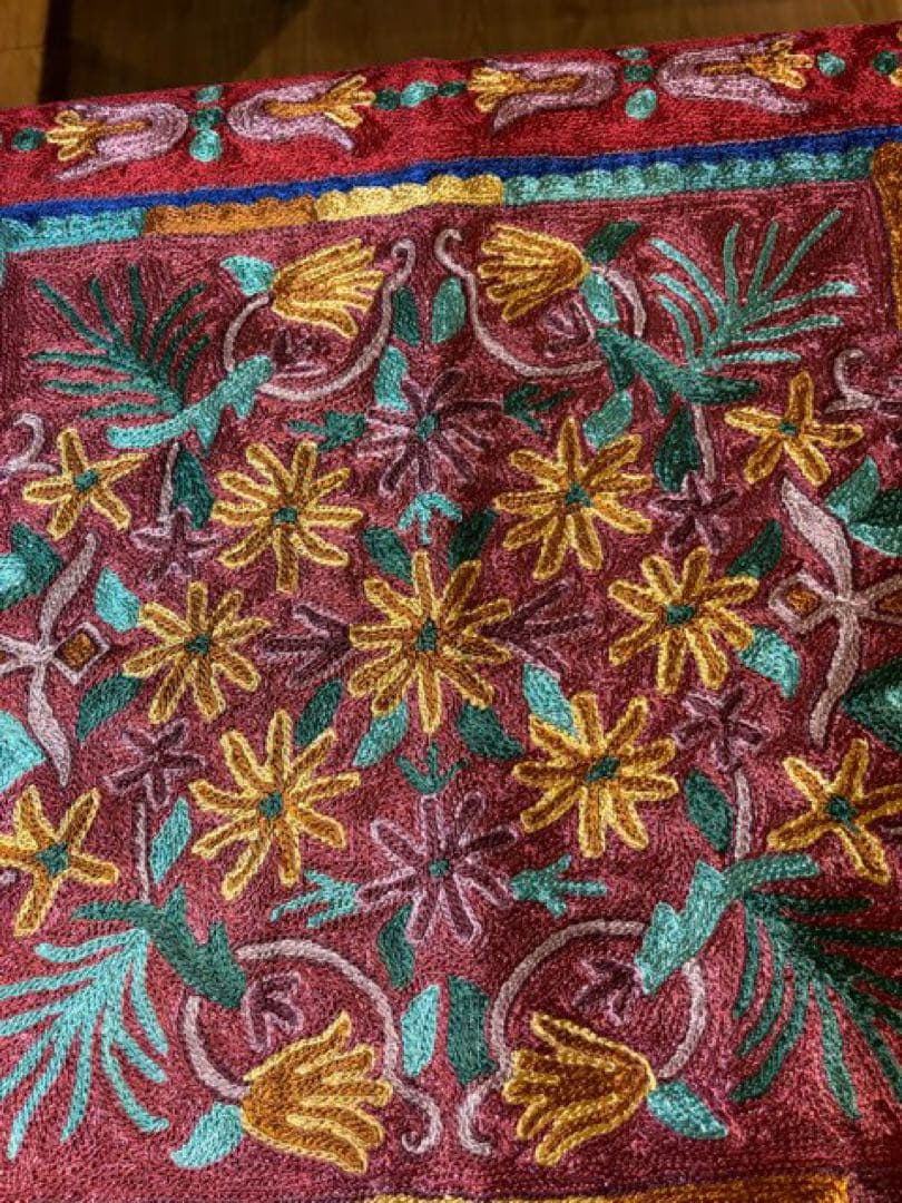 タイムセール　インド　カシミール地方　アリ刺繍