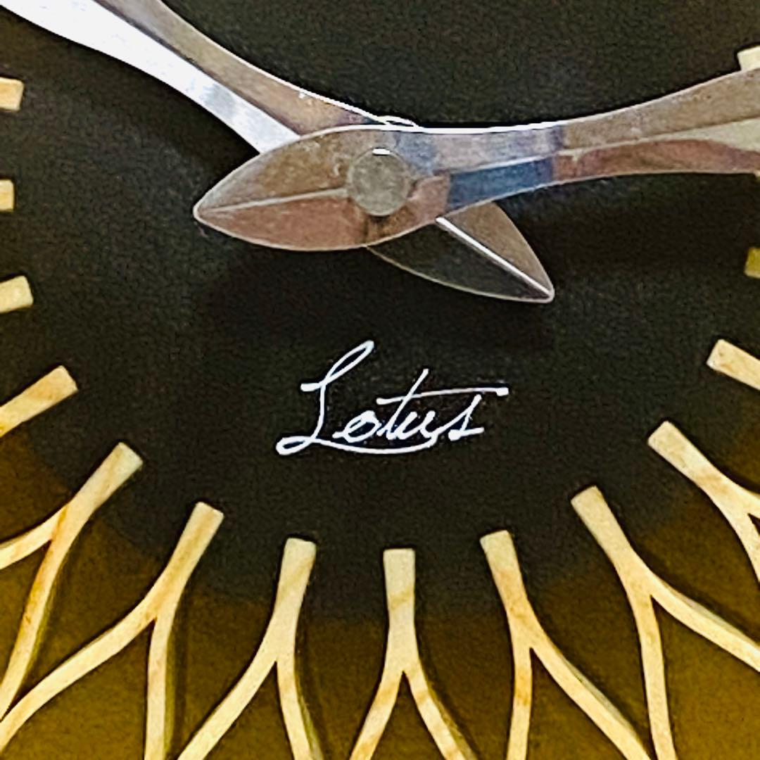 J*a様 大輪の花が咲く壁掛け時計 ルファール　ナチュラル