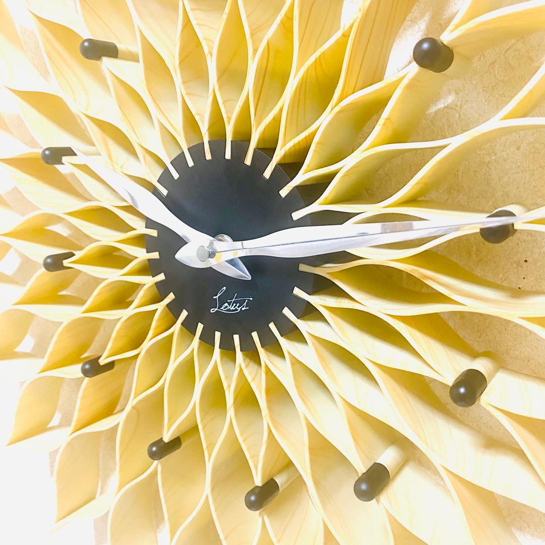 J*a様 大輪の花が咲く壁掛け時計 ルファール　ナチュラル