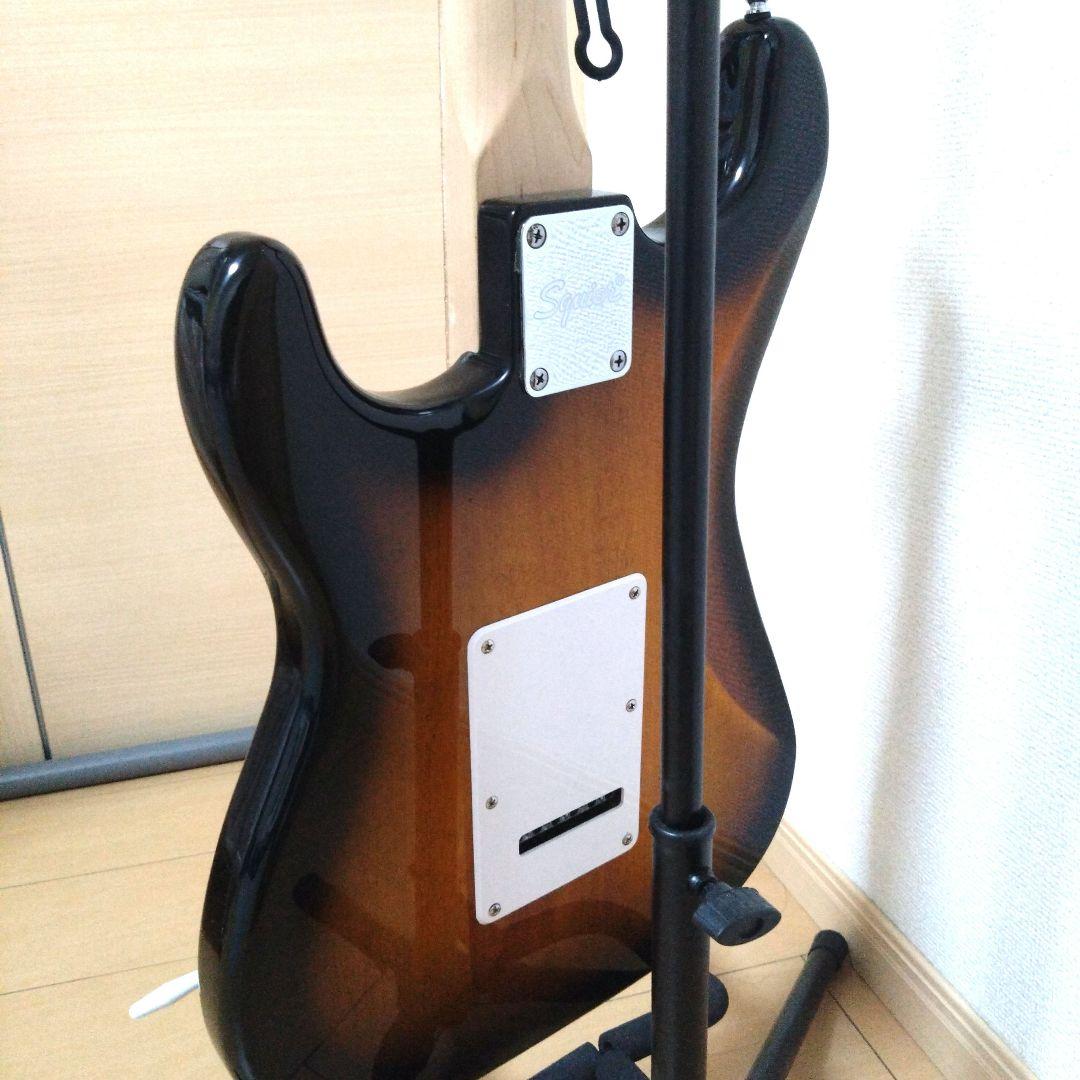 Squier Stratocaster ギター