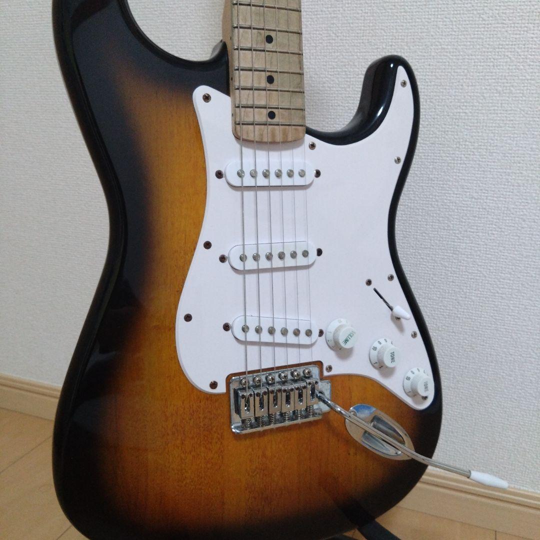 Squier Stratocaster ギター