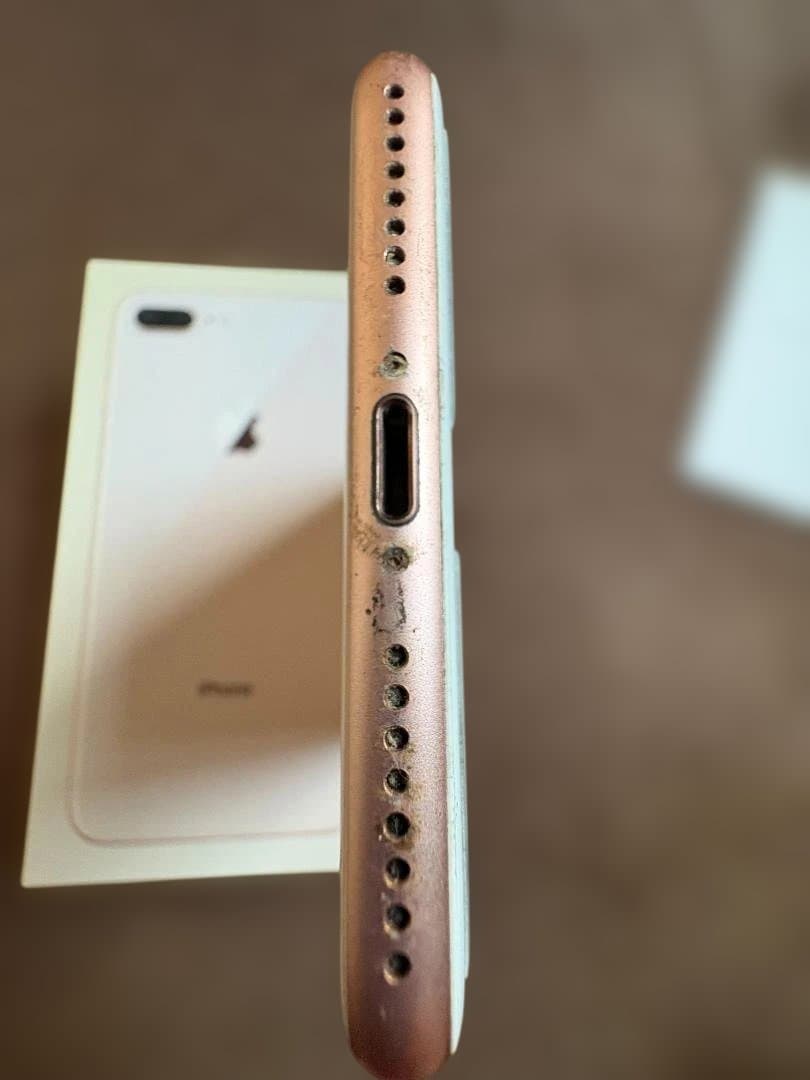 【美品】iPhone 8 Plus ゴールド 本体　64GB