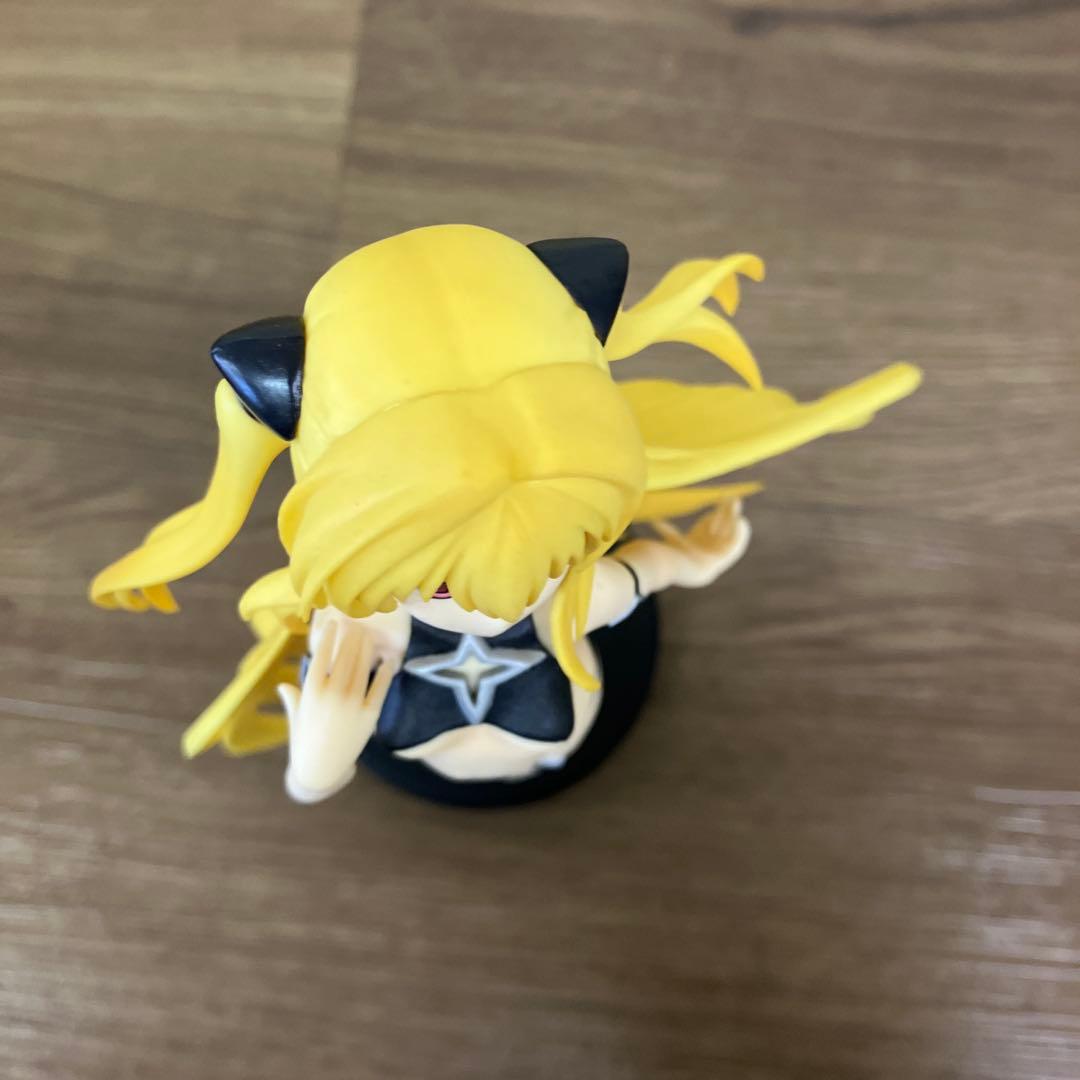 B-5 FuRyu ToLOVEるダークネス フィギュア 金色の闇