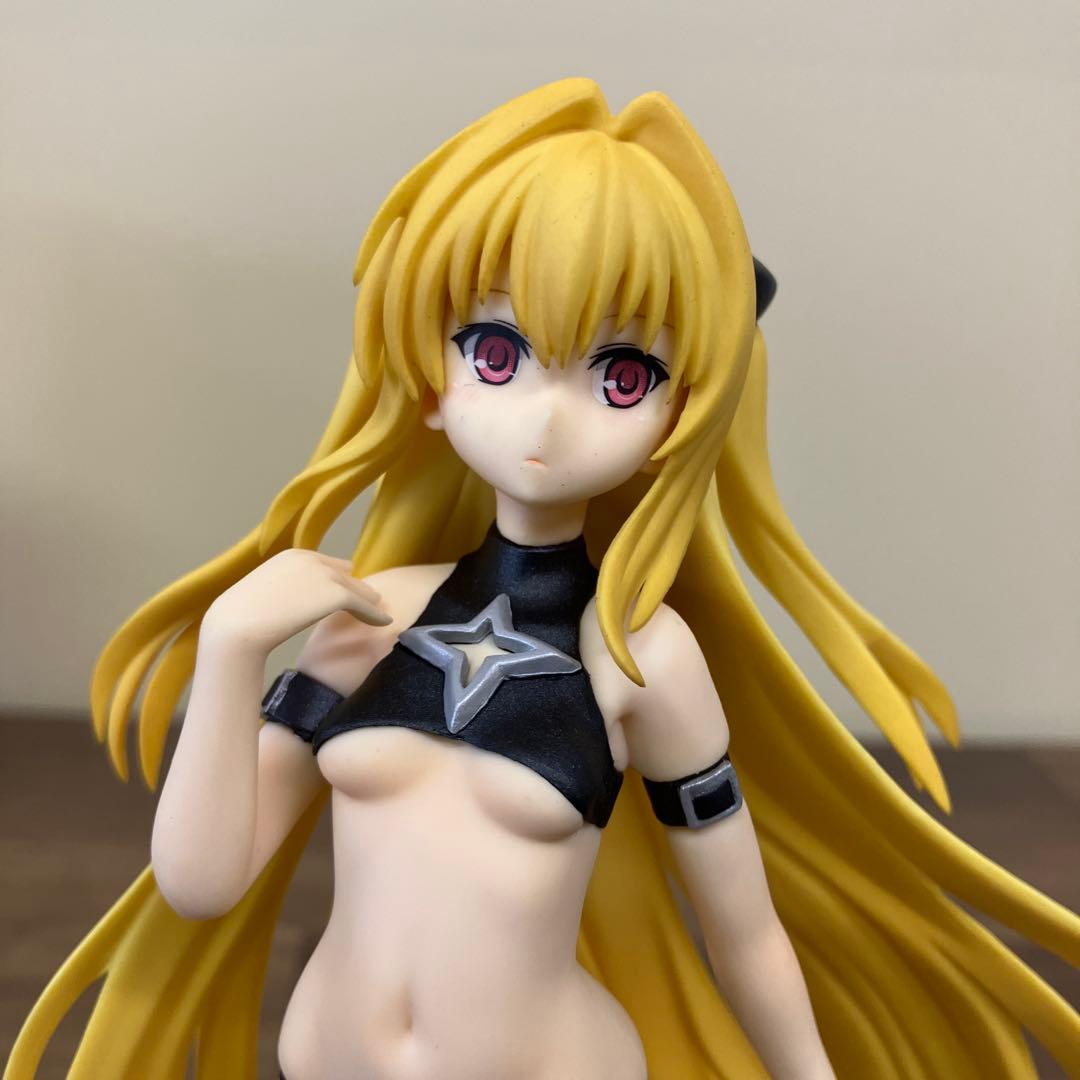 B-5 FuRyu ToLOVEるダークネス フィギュア 金色の闇