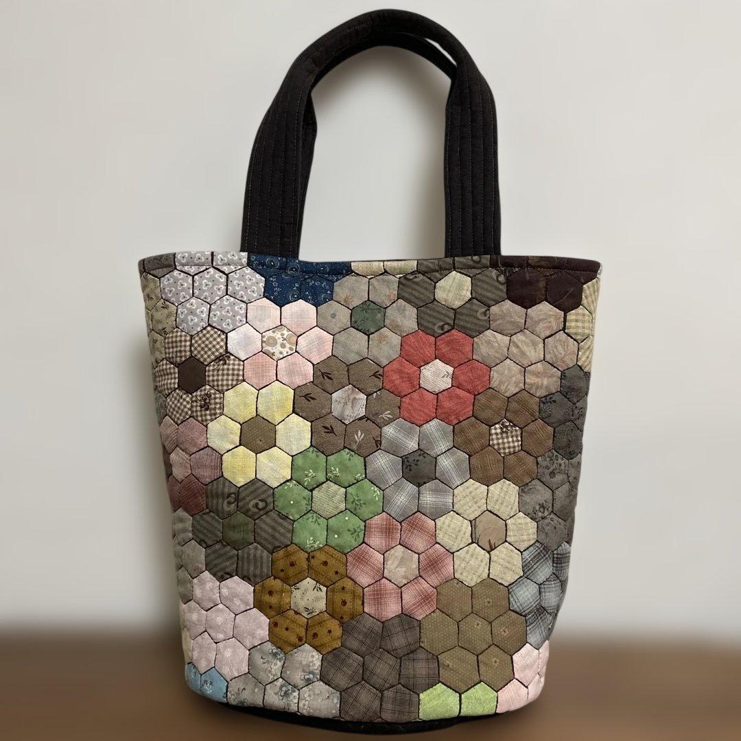 パッチワークキルトトートバッグ　ハンドメイド