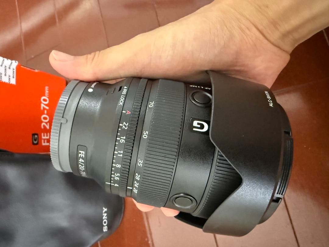 SONYの 20-70mm F4 G
