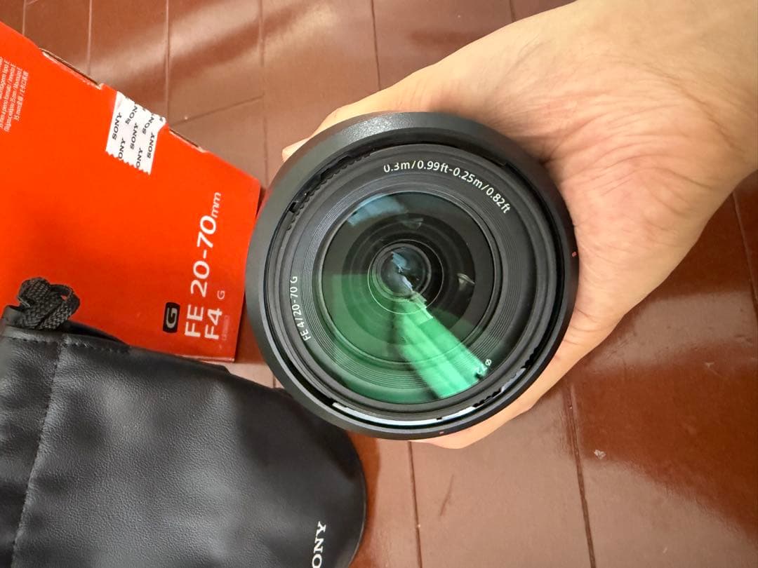 SONYの 20-70mm F4 G