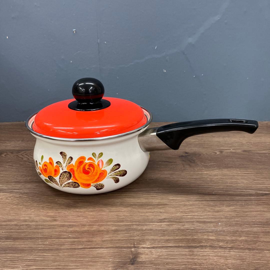 E-2 昭和レトロ ホーロー片手鍋 オレンジ 蓋付き フラワー柄 ビンテージ