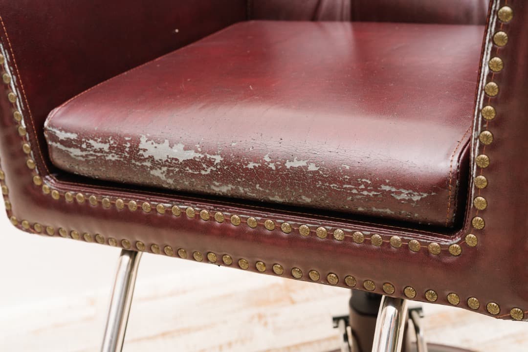 スタイリングチェア ビューティガレージ BELTA 美容室