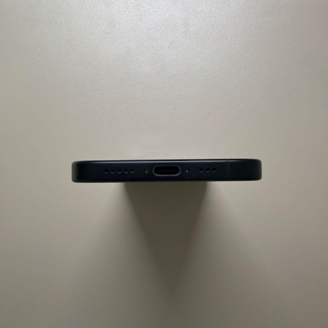 【美品】 iPhone15 iPhone本体 128GB ブラック SIMフリー