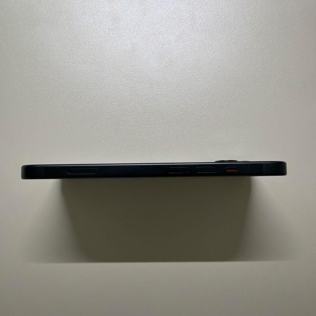 【美品】 iPhone15 iPhone本体 128GB ブラック SIMフリー