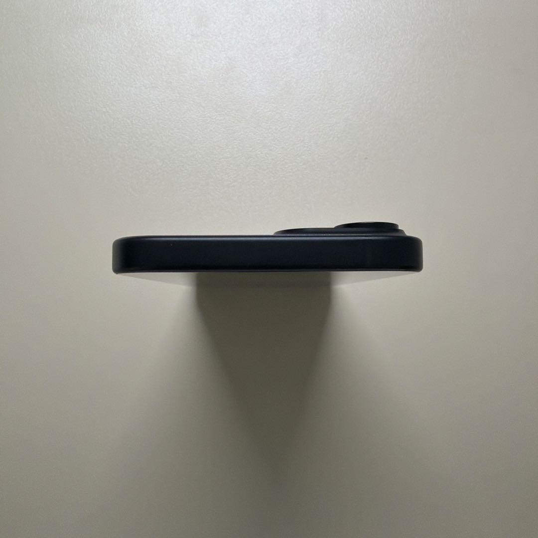 【美品】 iPhone15 iPhone本体 128GB ブラック SIMフリー