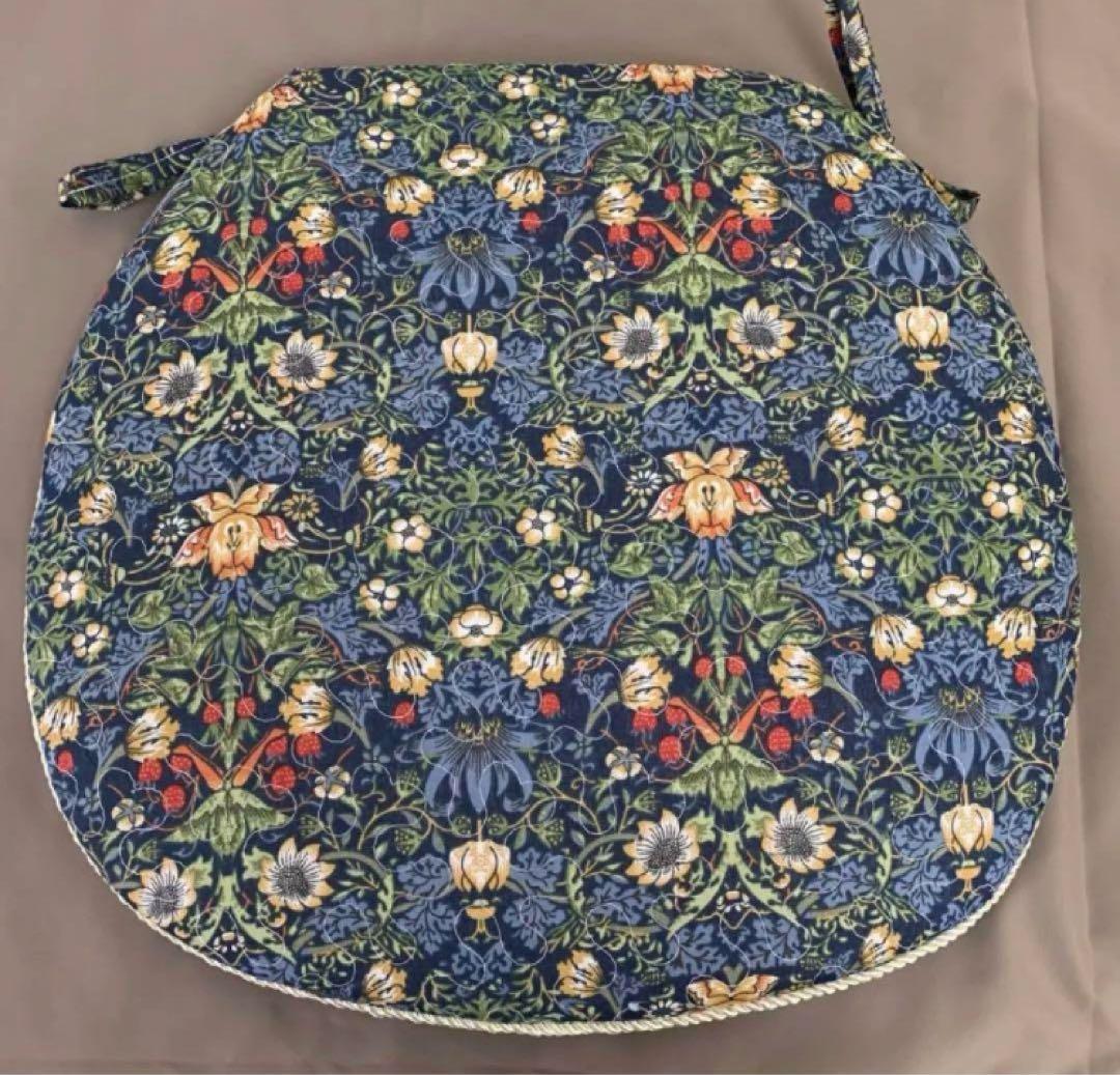 3/11入荷　モリス風　ダイニングシートクッション　4枚セット