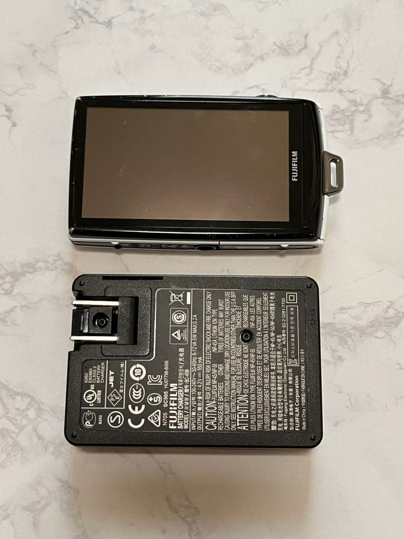 Fujifilm FinePix Z コンパクトデジタルカメラ◎ホワイト
