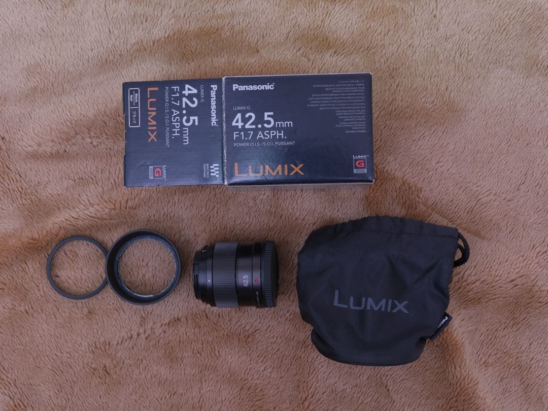 PEN E-PL7とレンズ3本と写真にあるものセット
