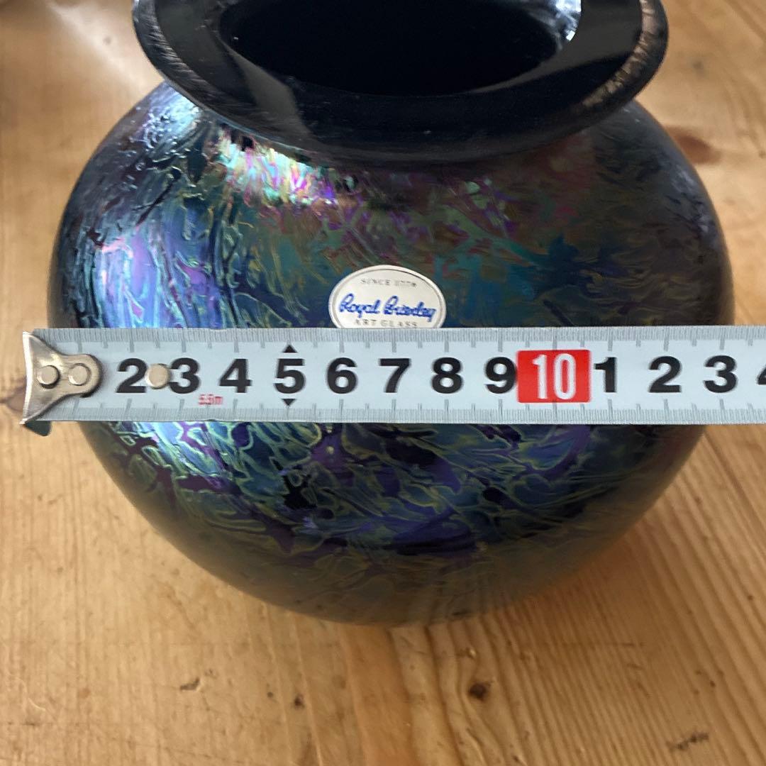 イギリス　ロイヤルブライアリー　虹彩ARTガラス　花瓶　作者名あり