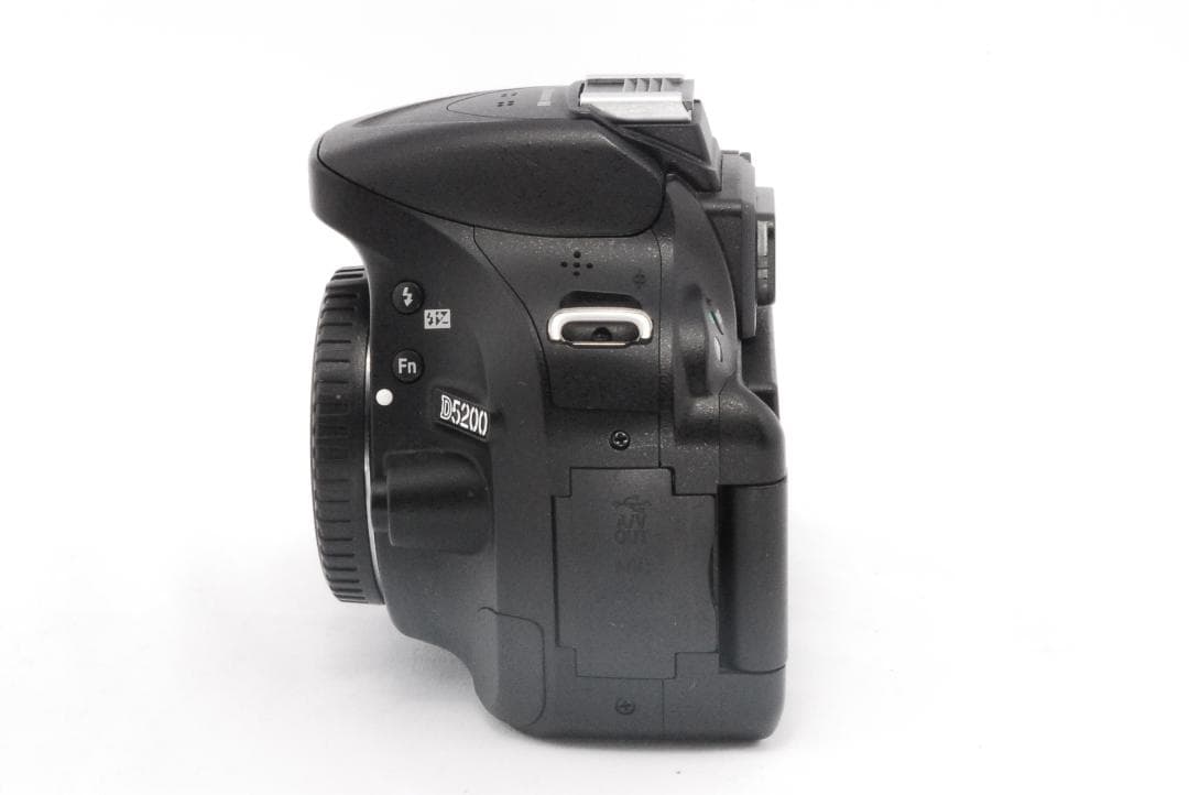 初心者におすすめ⭐️Nikon D5200 標準レンズセット 届いてすぐ使える