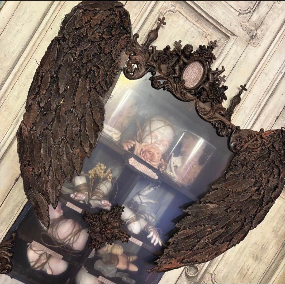 【おまとめ購入】 - 磔刑の手 退廃装飾オブジェ+天に使えしもの達の退廃聖堂2点