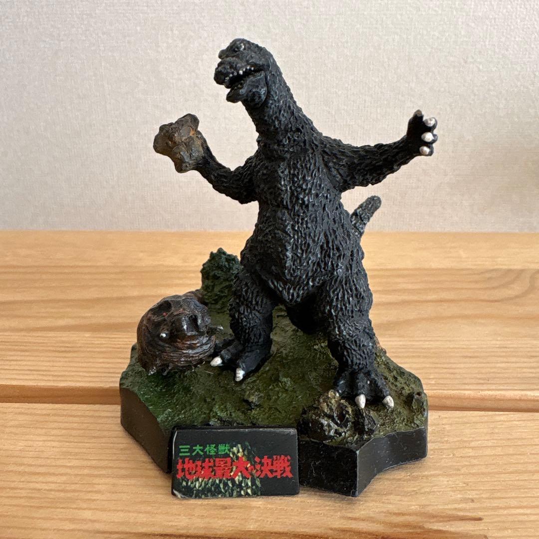 ゴジラ フィギュア セット