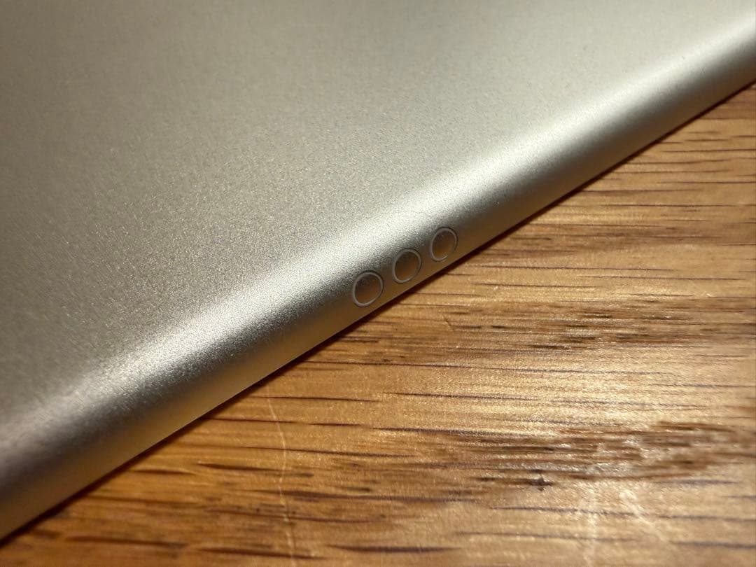 Apple iPad Air 第三世代 64GB WiFiモデル 美品 中古品