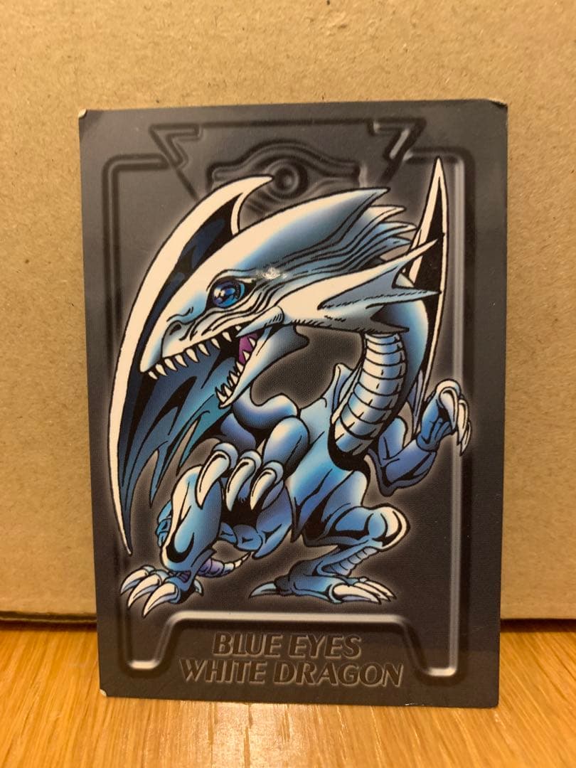 遊戯王　バンダイ　青眼の白龍　ブルーアイズ　真紅眼の黒竜　レッドアイズ等　初期