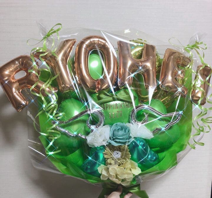 バルーンギフト　オーダー　成人式　推し　誕生日　バルーンブーケ　生誕祭