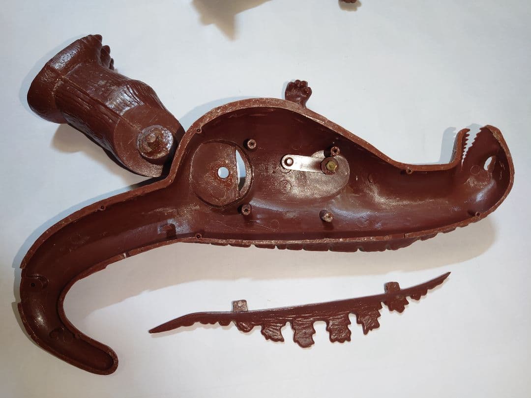 最初期版　ゴジラ　世紀の大怪獣！！マルサン　国産プラモデル第一号　電動プラモデル