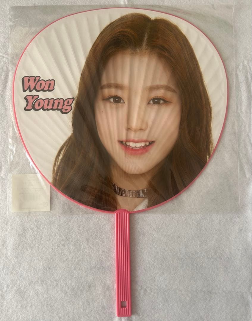 IZ*ONE アイズワン うちわ ウォニョン WON YOUNG ショケ ペンミ