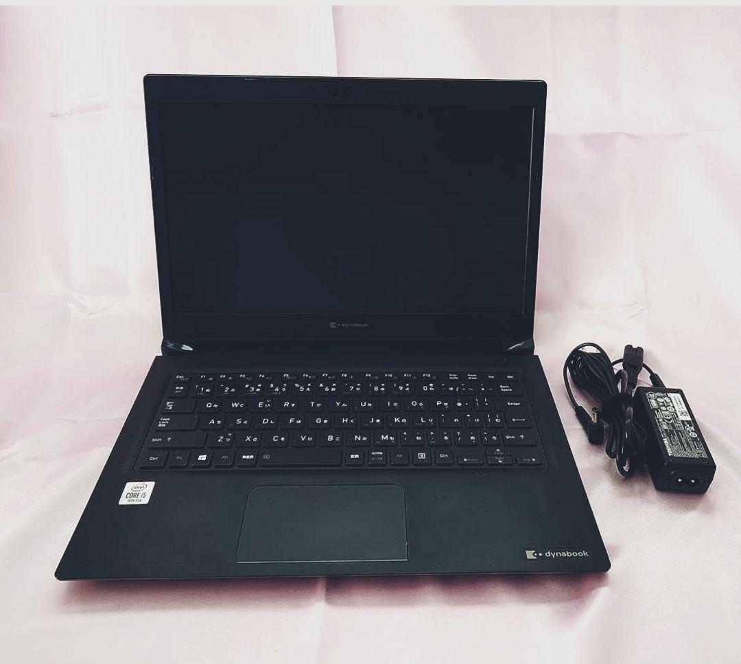 もも　dynabook Win11 S73/FR第10世代i5